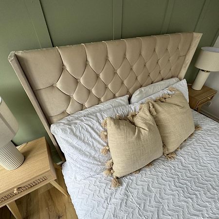 Grace House - 15 Minutes To Central London Thamesmead  Экстерьер фото