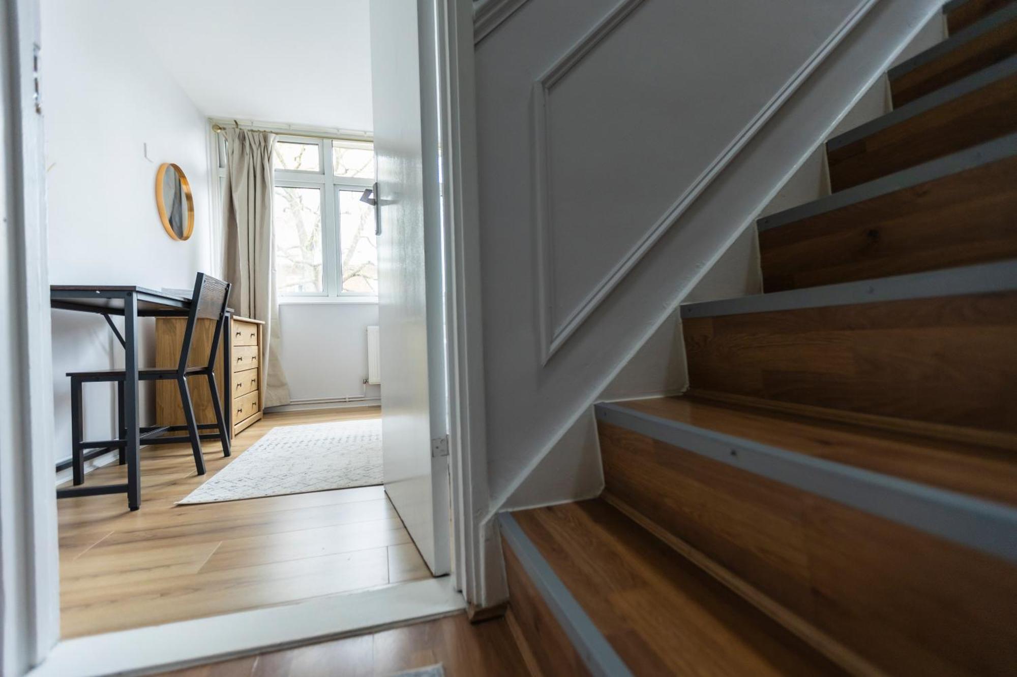 Grace House - 15 Minutes To Central London Thamesmead  Экстерьер фото