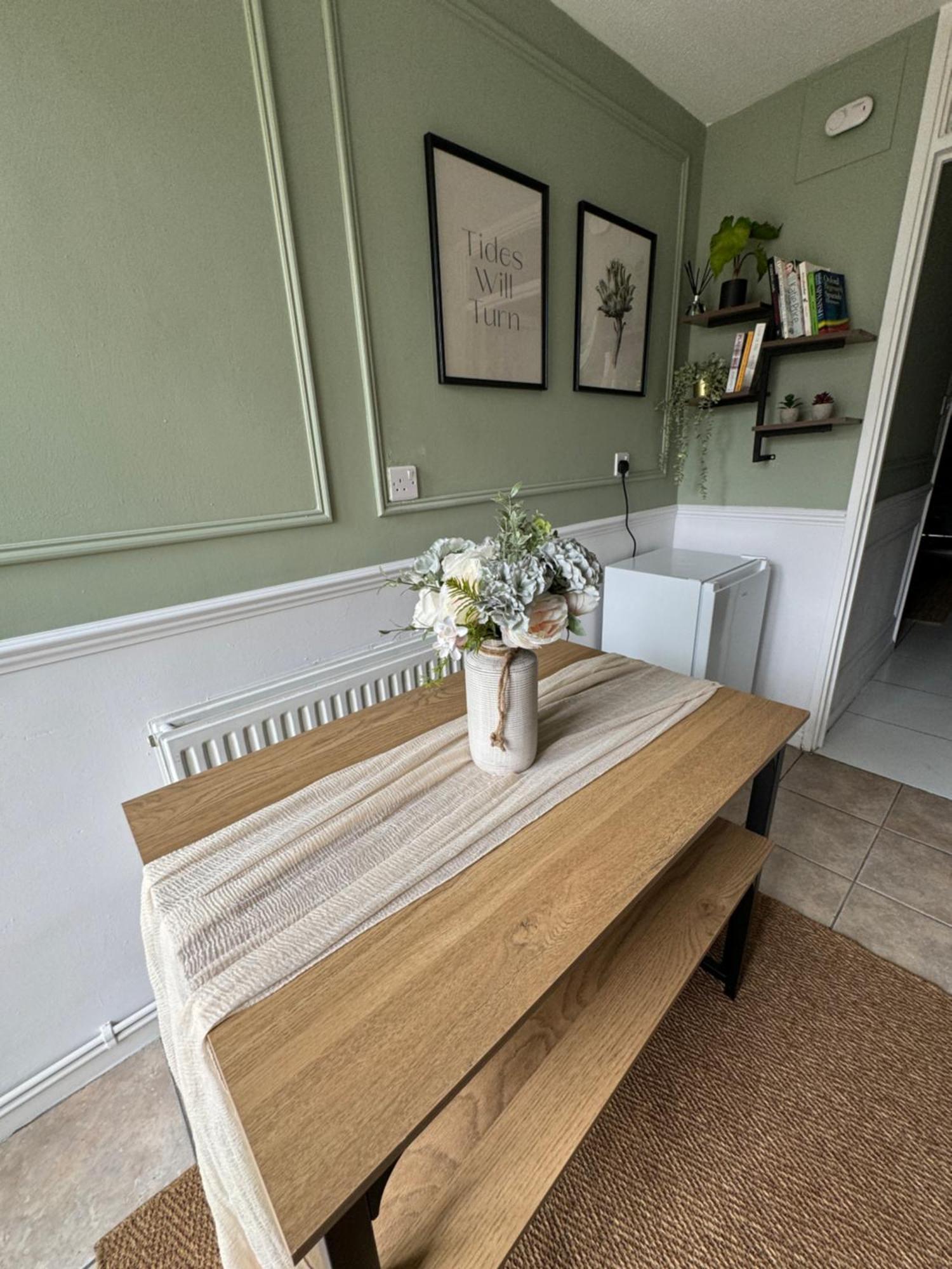 Grace House - 15 Minutes To Central London Thamesmead  Экстерьер фото
