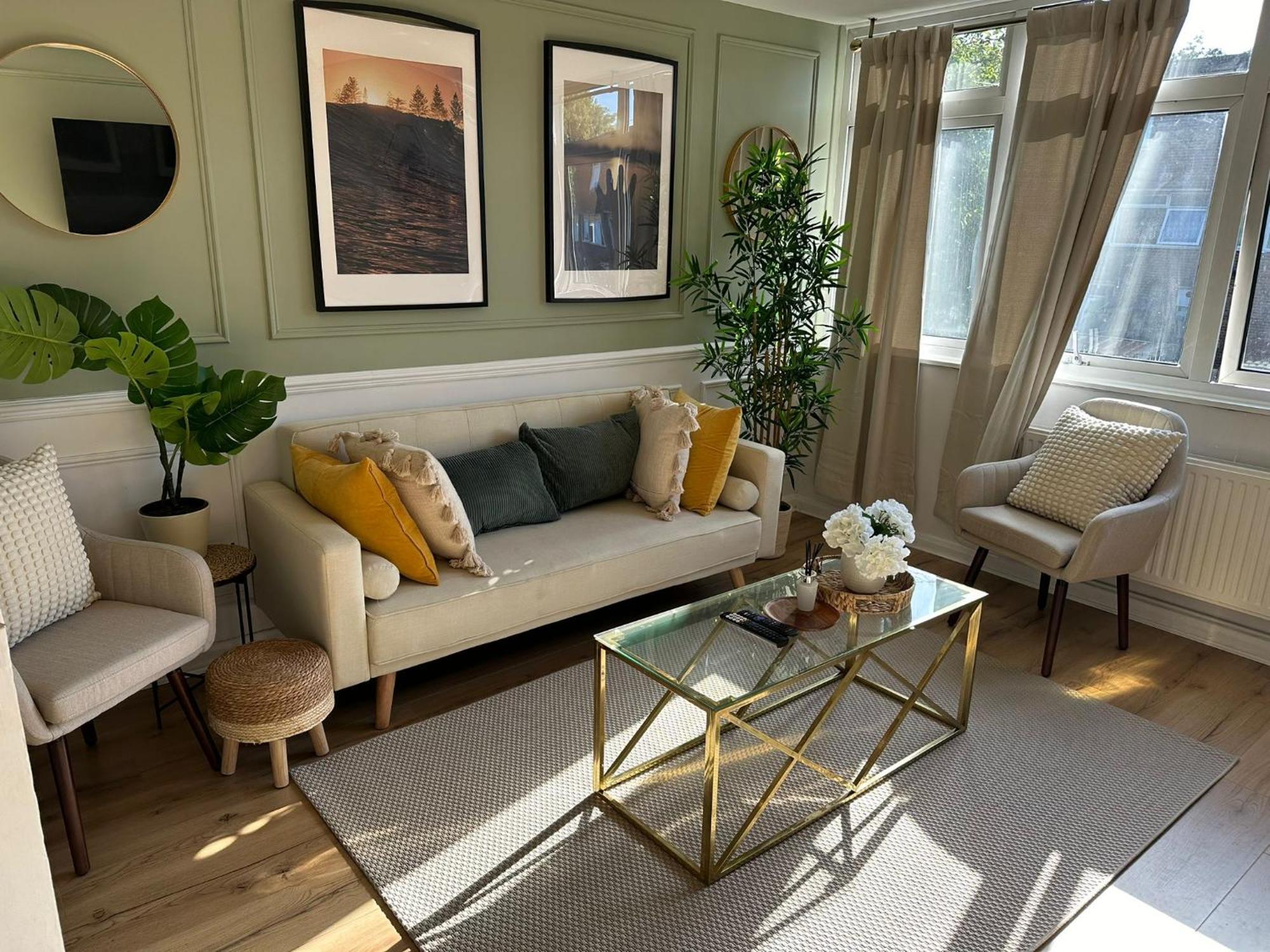 Grace House - 15 Minutes To Central London Thamesmead  Экстерьер фото